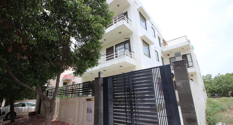 TG Rooms South City, Hansi 1
